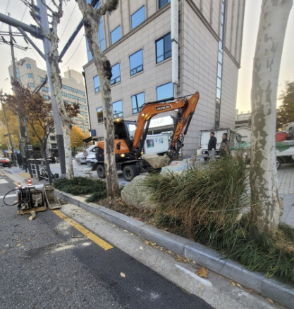 건물 외곽 인도 보도블럭 시공 시공 전